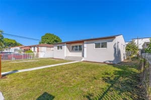 5941 E 6th Ave Hialeah, FL 33013 - MLS#A11962951