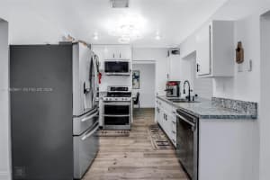 6810 Nw 74th Pl Tamarac, FL 33321 - MLS#A11962961