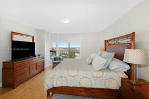 MLS# A11963006, Aventura, Florida 33180