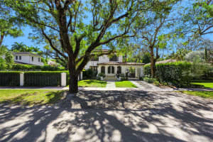 1240 Castile Ave Coral Gables, FL 33134 - MLS#A11963017