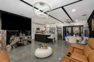 200 Sw 69th Ter Pembroke Pines, FL 33023 - MLS#A11963021