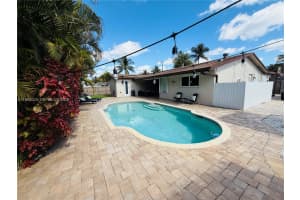 820 Nw 91st Ave Pembroke Pines, FL 33024 - MLS#A11963025