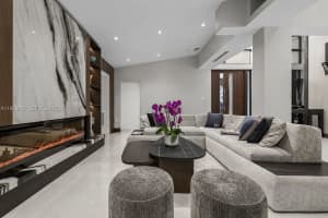 7701 Sw 50th Ct Miami, FL 33143 - MLS#A11963059