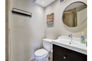 2001 Atlantic Shores Blvd 419 Hallandale Beach, FL 33009 - MLS#A11963065