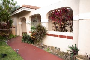 1407 Seagrape Cir Weston, FL 33326 - MLS#A11963106