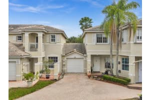 2237 Nw 171st Ter, Pembroke Pines