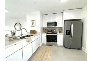 15969 Nw 64th Ave 313 Miami Lakes, FL 33014 - MLS#A11963139