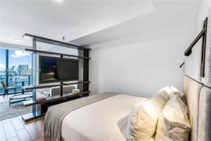 398 Ne 5th St 2205 Miami, FL 33132 - MLS#A11963143