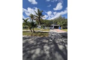 1711 Nw 27th Ter Fort Lauderdale, FL 33311 - MLS#A11963160