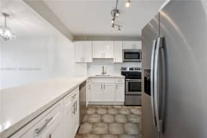 16740 Ne 9th Ave 203 North Miami Beach, FL 33162 - MLS#A11963170