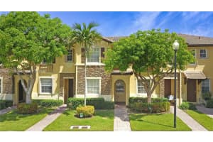 9353 Sw 227th St 5-21, Cutler Bay