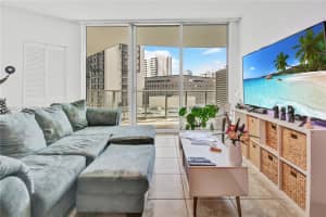 300 S Biscayne Boulevard T1405, Miami, Fl 33131, Miami 300 S Biscayne Boulevard T1405, Miami, Fl 33131, Miami