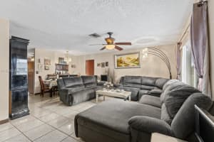 6189 Moonbeam Dr Lake Worth, FL 33463 - MLS#A11963203