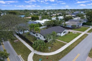 6020 Ne 18th Ter Fort Lauderdale, FL 33308 - MLS#A11963228