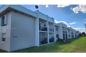 9000 SW 24th St APT 14C, Miami, FL 33165, Sold 06/05/26