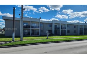 9000 SW 24th St APT 14C, Miami, FL 33165, Sold 06/05/26