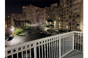 1913 S Ocean Dr 410 Hallandale Beach, FL 33009 - MLS#A11963253