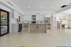 221 Ne 4th St Hallandale Beach, FL 33009 - MLS#A11963278