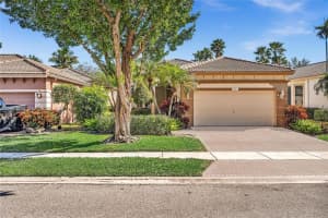 5851 Nw 125th Ter Coral Springs, FL 33076 Sold 03/15/26