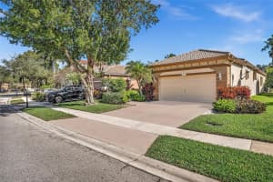 5851 Nw 125th Ter Coral Springs, FL 33076 Sold 03/15/26