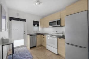 851 Meridian Ave 43 Miami Beach, FL 33139 - MLS#A11963357