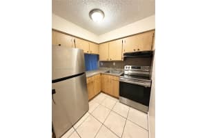 813 Sw 10th St A Hallandale Beach, FL 33009 - MLS#A11963368