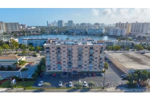 2200 E Hallandale Beach Blvd 310 Hallandale Beach, FL 33009 - MLS#A11963384
