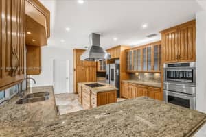 15507 Nw 82nd Ct Miami Lakes, FL 33016 - MLS#A11963436