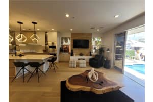 1372 Bayview Dr Fort Lauderdale, FL 33304 - MLS#A11963501