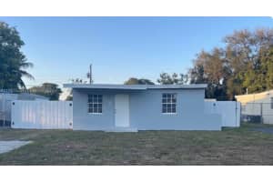 2349 Nw 13th Ct #2349 Fort Lauderdale, FL 33311 - MLS#A11963526