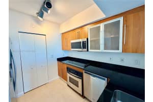 335 S Biscayne Blvd 2512 Miami, FL 33131 - MLS#A11963529