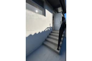 8000 19th St , Miami, FL 33155 - MLS#A11963545