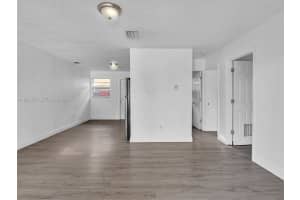 2512 Nw 9th Pl 2 Fort Lauderdale, FL 33311 - MLS#A11963578