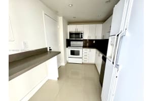 2333 Brickell Ave 2607 Miami, FL 33129 - MLS#A11963603