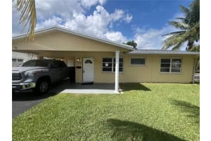2601 Nw 53rd St, Tamarac