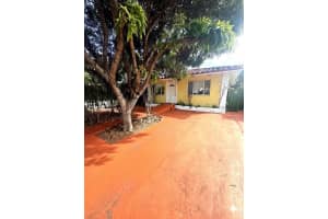 1930 Pierce St Hollywood, FL 33020 - MLS#A11963630