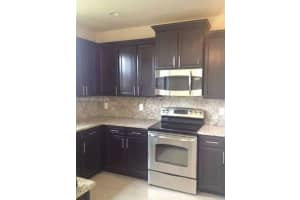 8835 Nw 98th Ave Doral, FL 33178 - MLS#A11963635