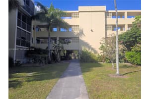 940 Ne 199th St 114 Miami, FL 33179 - MLS#A11963650