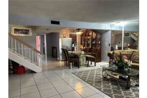 1653 Nw 58th Ave 14 Lauderhill, FL 33313 - MLS#A11963711