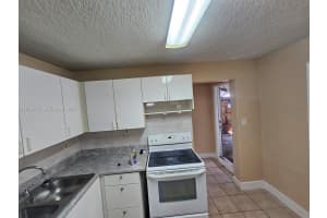 2990 Sw 15th Ave 2990 Fort Lauderdale, FL 33315 - MLS#A11963750