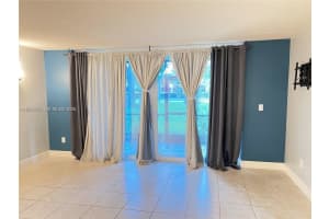 6800 Cypress Rd 101, Plantation