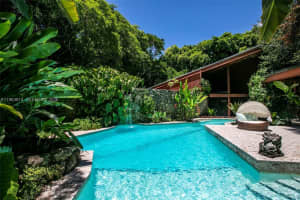 4895 Sw 88th St, Miami