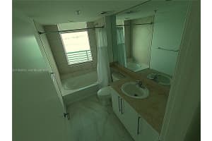 335 S Biscayne Blvd 1712 Miami, FL 33131 - MLS#A11963816