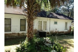 331 Ne 9 Ave Ocala, FL 34470 - MLS#A11963832