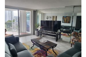 100 Golden Isles Dr 615 Hallandale Beach, FL 33009 - MLS#A11963849