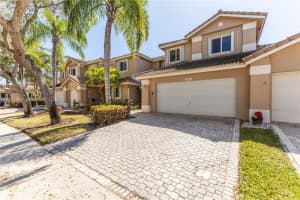 15832 Sw 10th St Pembroke Pines, FL 33027 - MLS#A11963860