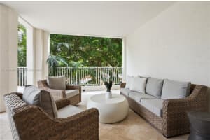 715 Crandon Blvd 206 Key Biscayne, FL 33149 - MLS#A11963861