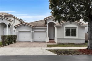 11270 Nw 48th Ter 11270 Doral, FL 33178 - MLS#A11963886