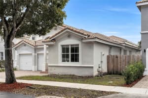 11270 Nw 48th Ter 11270 Doral, FL 33178 - MLS#A11963886