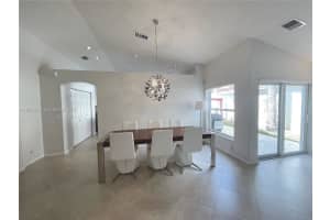 4923 Sw 33rd Way Hollywood, FL 33312 - MLS#A11963915